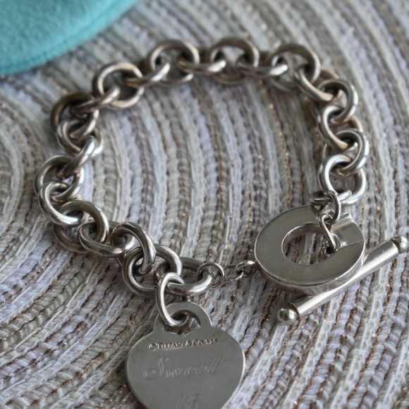 Tiffany & Co. Heart Tag Toggle Bracelet - Picture 3 of 6